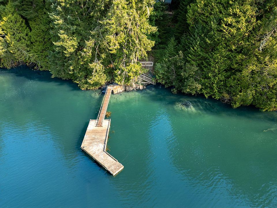 1st image of 8807 Ainslie Point Rd