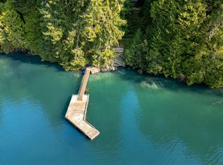 8807 Ainslie Point Rd, Southern Gulf Islands, BC V0N 2M3