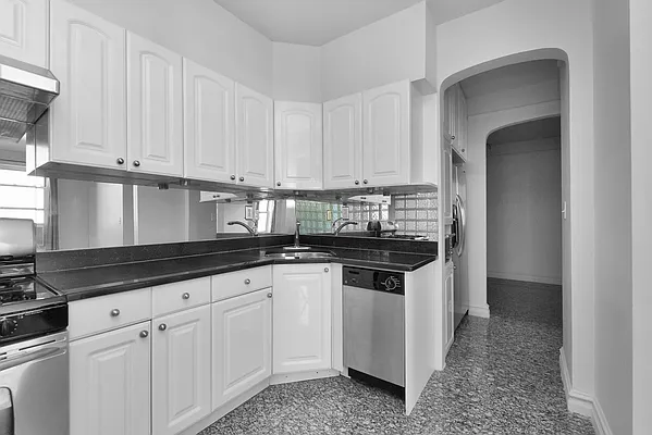 Sold by Keller Williams Realty Landmark II | media 7