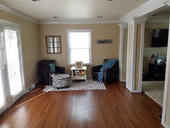 5th image of 1731 Mount Vernon Dr