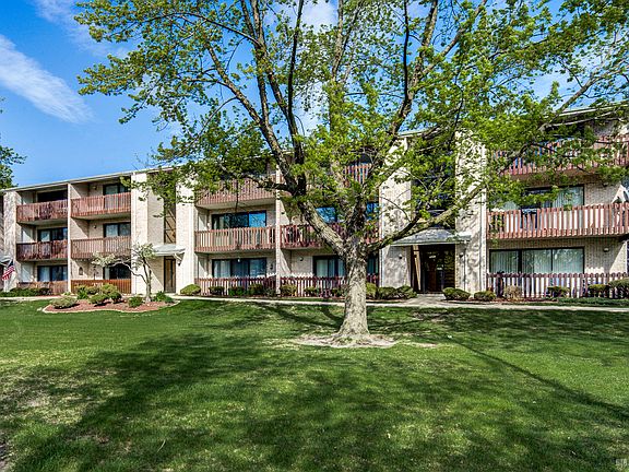2nd image of 7542 Briartree Ln APT 412