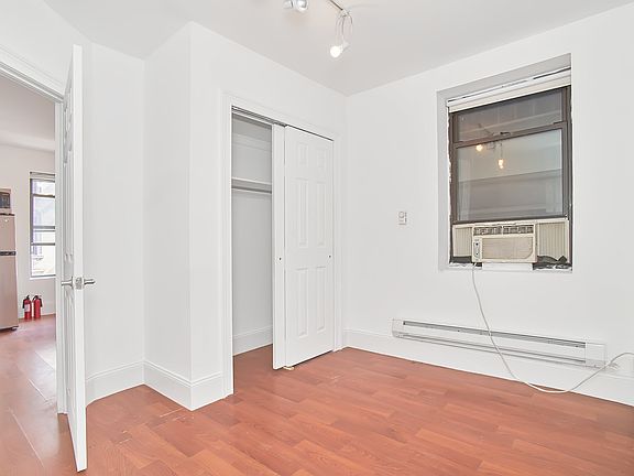 3rd image of 69 Clinton St #4E