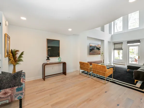 207 Shearwater Ct West image 7 of 32