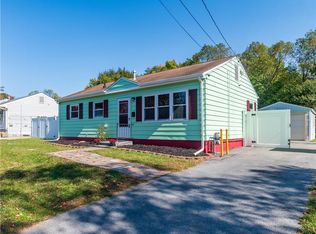 26 Peter Cooper Dr, Poughkeepsie, NY 12601