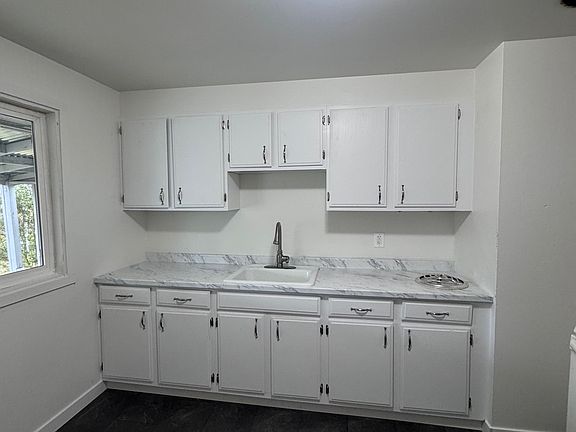2nd image of 3027 W Eloika Ave