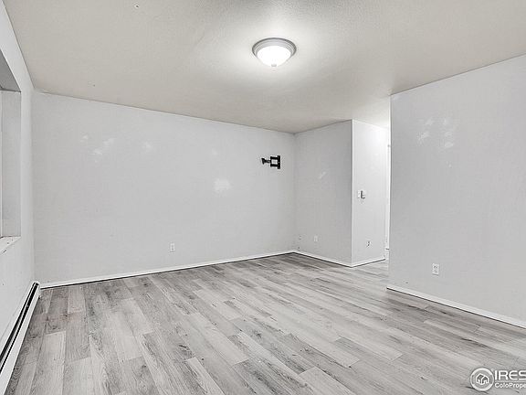 5th image of 2049 Estes Ln #4