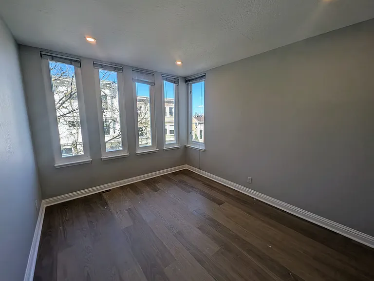 875 Waller St #1 — Photo 9