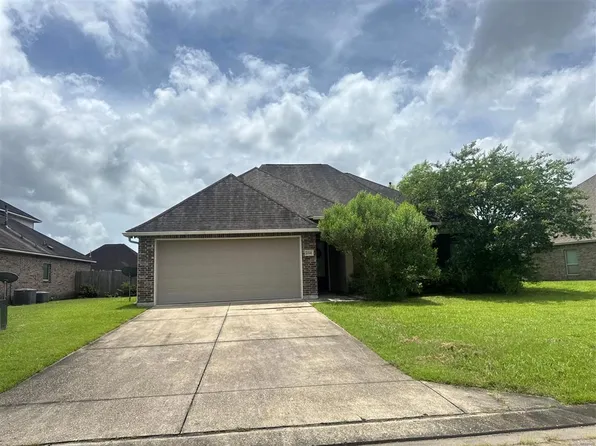 22641 Timber Ridge Dr, Denham Springs, LA 70726