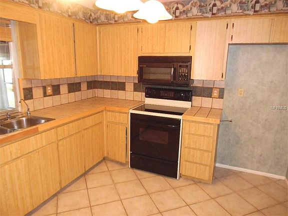 4th image of 10515 Salamanca Dr