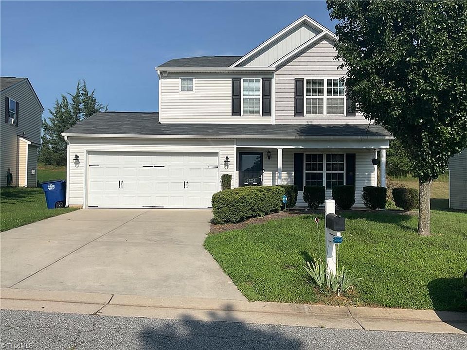 1st image of 2224 Waverly Dell Dr