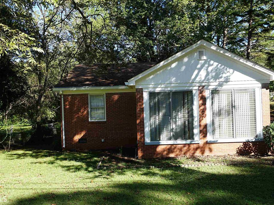 1st image of 4690 City View Dr