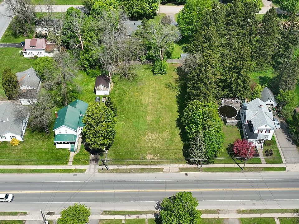 1st image of 28-30 Main St