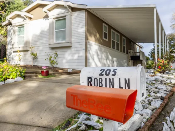 205 Robin Ln, Folsom, CA 95630