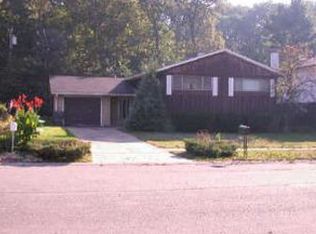 8023 Hemlock Ave, Gary, IN 46403