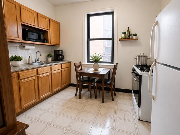4th image of 43-19 165th St #4D