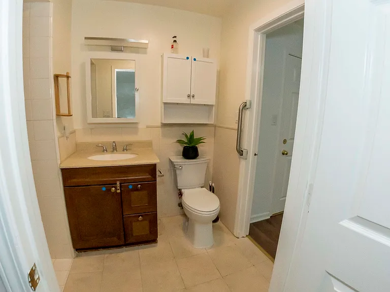 112 Santa Ana Ave — Photo 6