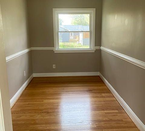 5th image of 4820 Suecla Dr
