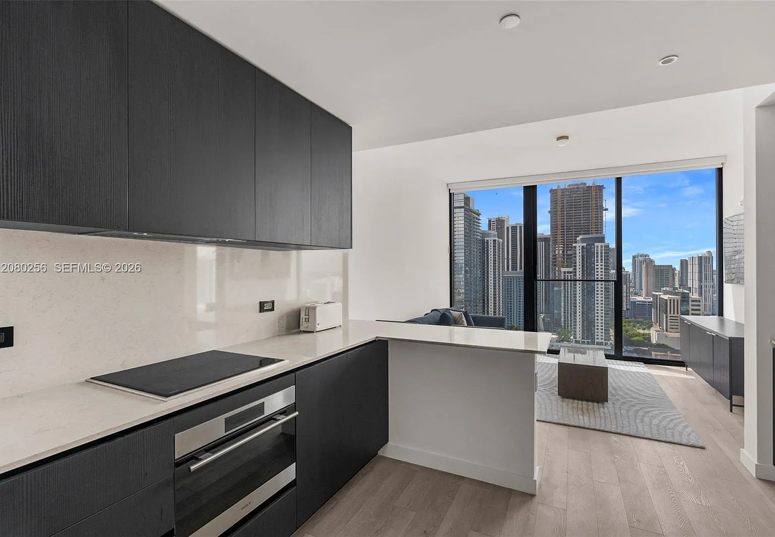 E11even Hotel And Residenc — Photo 4
