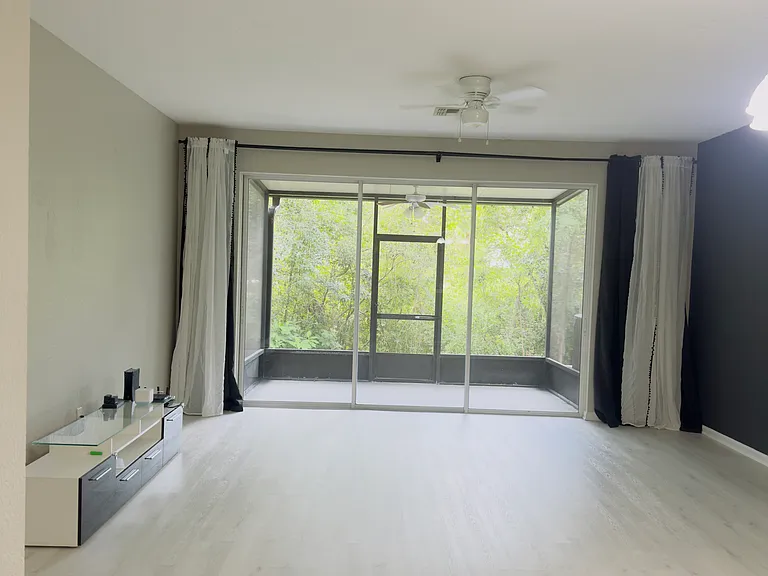5009 Hawkstone Dr — Photo 17