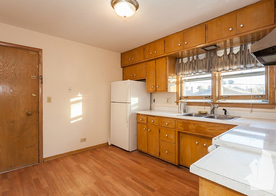 1st image of 5615 S Mozart St #2A