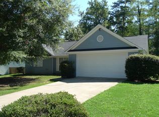 917 Forest Path, Stone Mountain, GA 30088