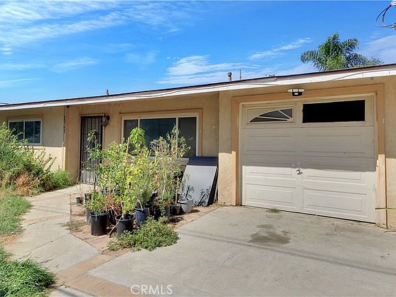 4th image of 29751 Cromwell Ave