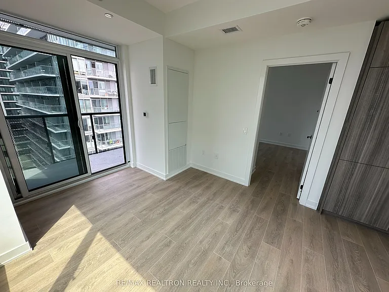 117 Broadway Ave #3202 — Photo 9