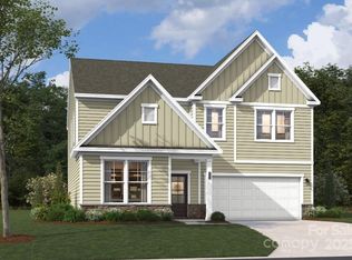 4011 Vista Pine Dr, Charlotte, NC 28215