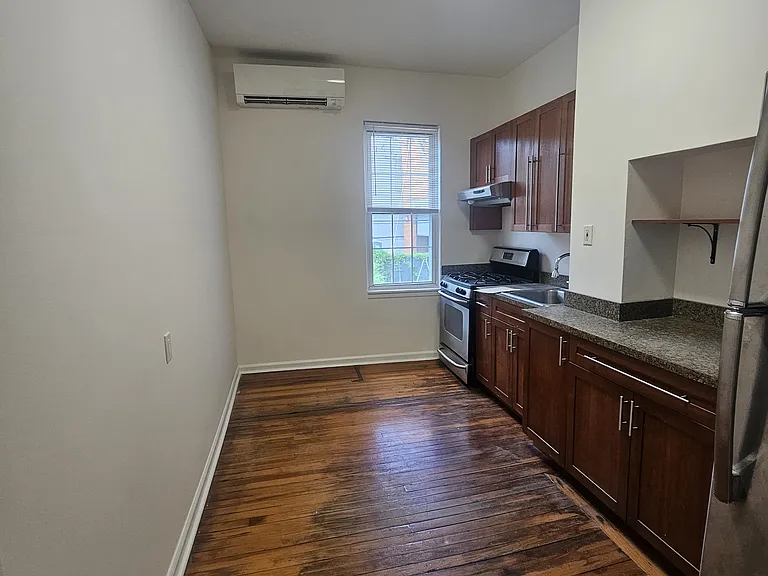 40-30 58th St #2 — Photo 9