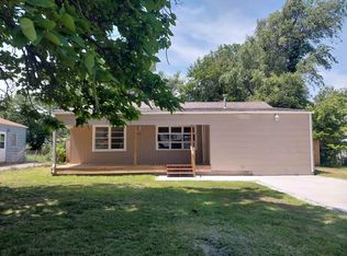 2617 N Chautauqua Ave, Wichita, KS 67219