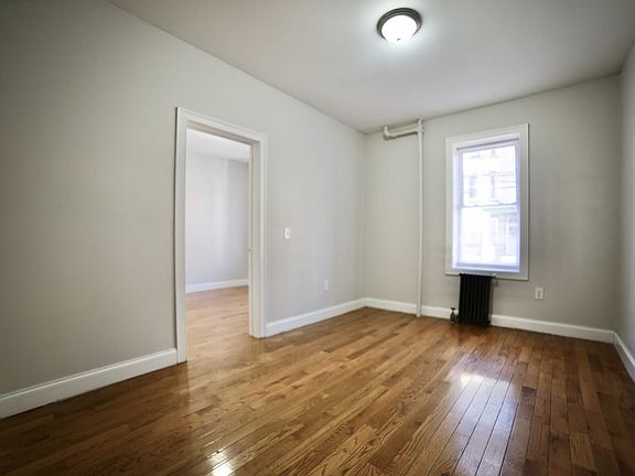 2nd image of 384 Baldwin Ave #1D