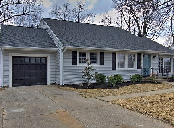 2nd image of 1911 Lewis Ln