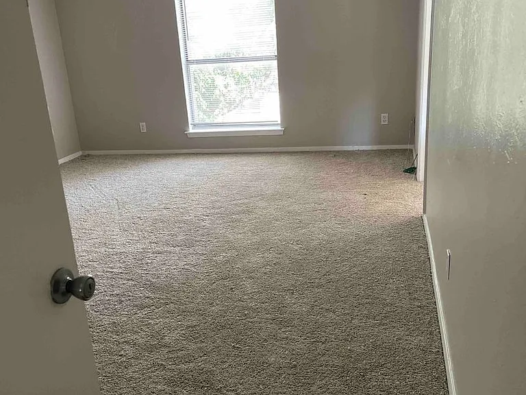 502 E Beltline Rd #B — Photo 7