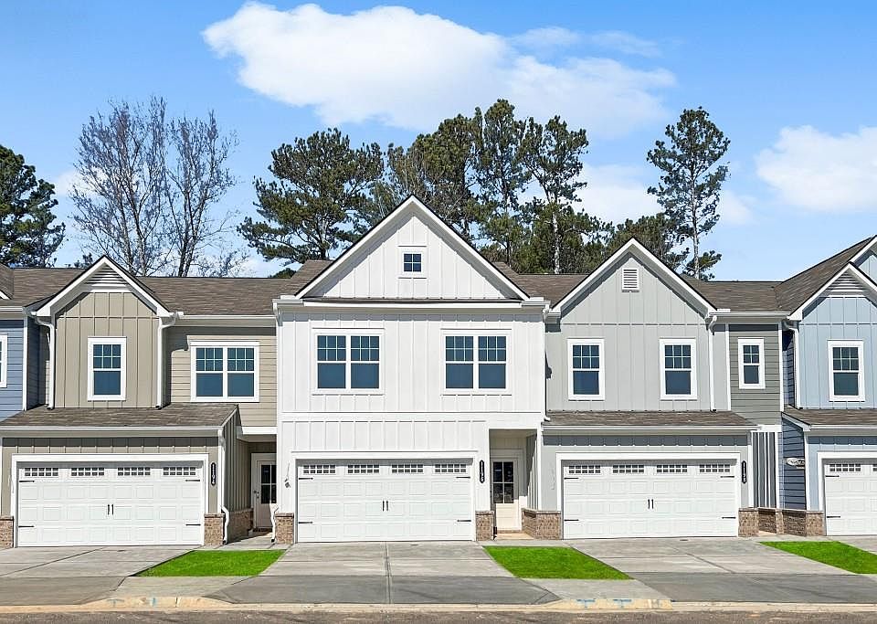 1st image of 1196 Chastain Dr #1196