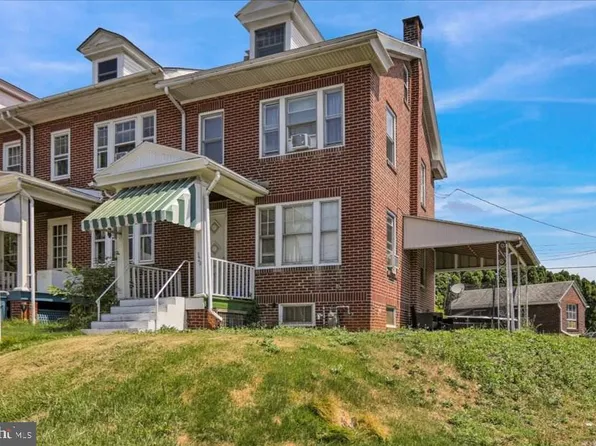 329 Carroll St, Reading, PA 19611