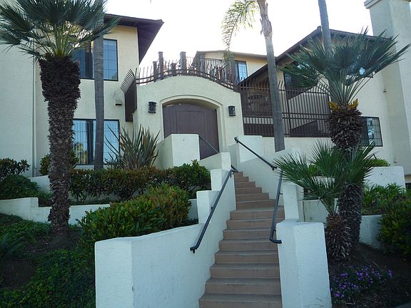 2nd image of 2828 Famosa Blvd Unit 209
