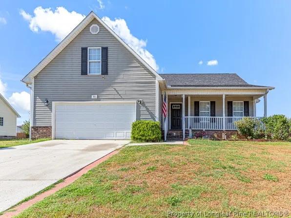 77 Shelby St, Spring Lake, NC 28390