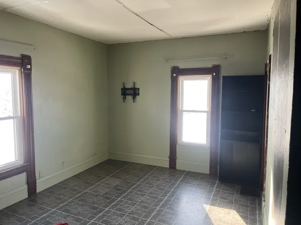 216 E Webster St, Goldfield, IA 50542