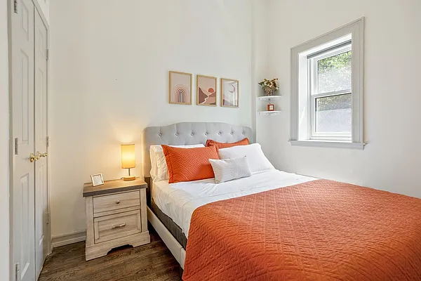 Rented by Compass | media 4