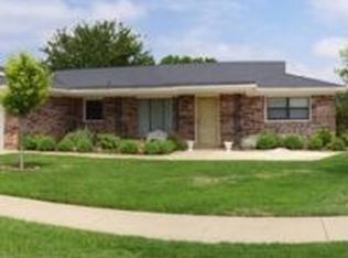 8425 Gary Ave, Lubbock, TX 79423