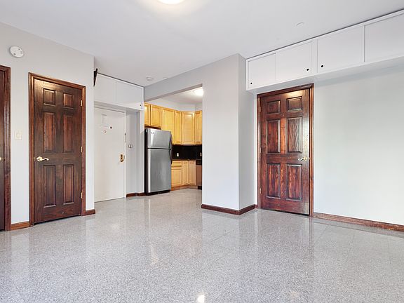 3rd image of 1012 47th Ave APT 1