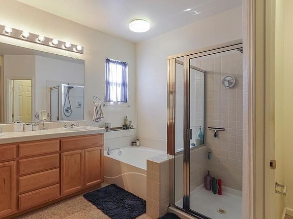 4th image of 2104 Collet Quarry Dr