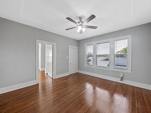 1st Living Area