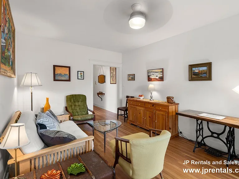 335 S Huntington Ave #12 — Photo 5