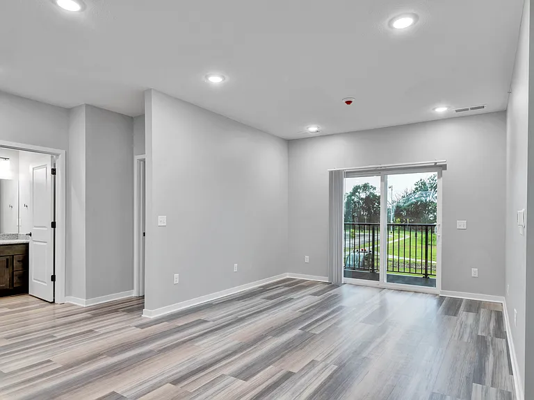 Bluestem Apartments — Photo 22