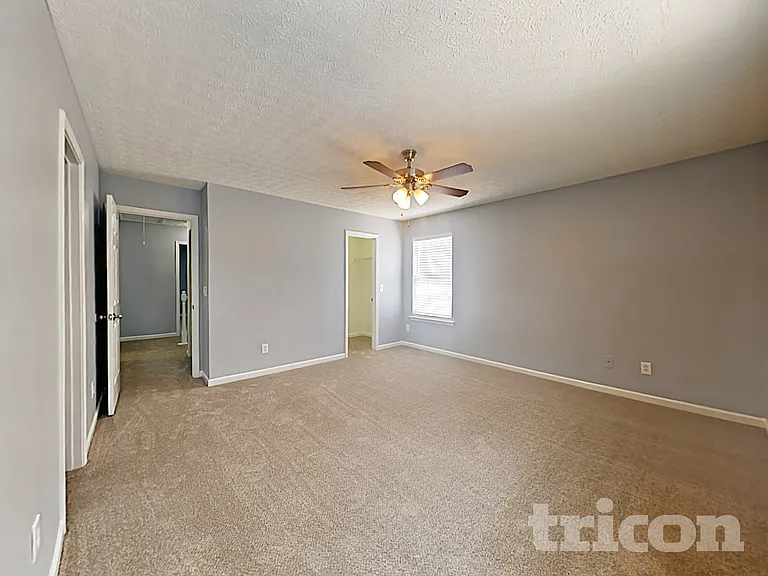 202 Silver Ridge Dr — Photo 8