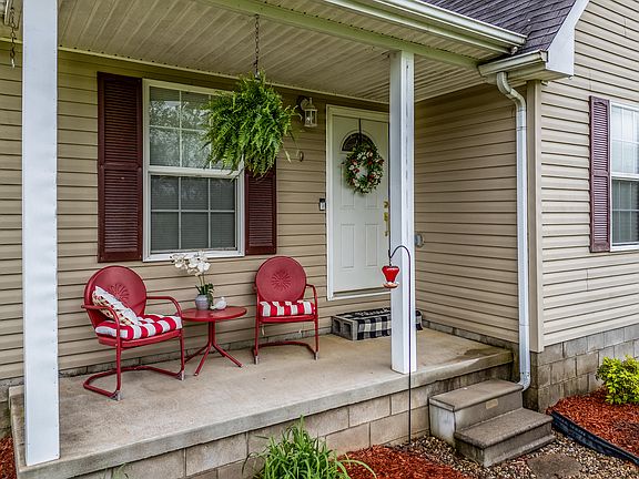 2nd image of 80 Farris Branch Rd