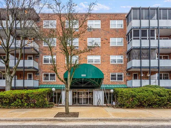 100 Lincoln Avenue #12C, Mineola, NY 11501