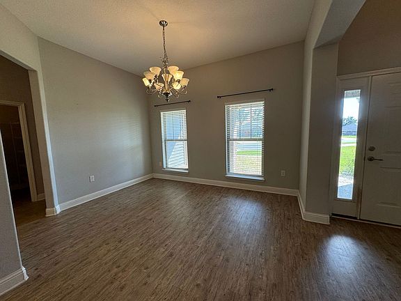 5th image of 8570 Holley Hills Cir
