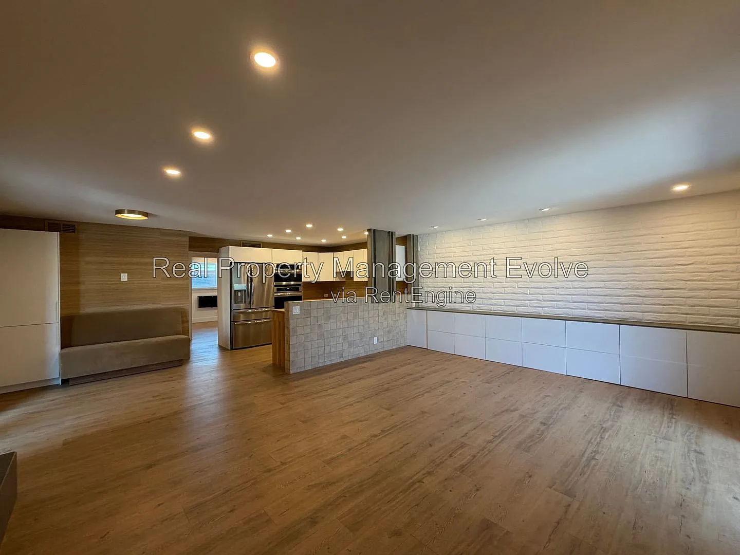 2 bed, 2.0 bath, 1138 sqft, $2,450 — Photo 4